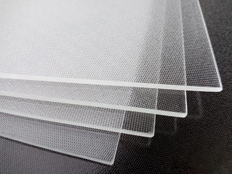 全球光伏市場景氣向上,助力玻璃龍頭穩(wěn)健增長!